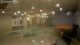 Ураган внутри помещения - смотреть видео (0:35)