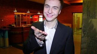 Подари воздушный поцелуй - смотреть видео (1:04)