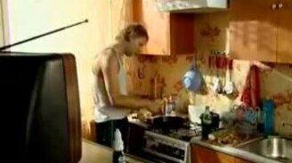 Готовим с телевизором - смотреть видео (1:53)