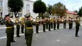 Зажигательный белорусский оркестр - смотреть видео (2:07)