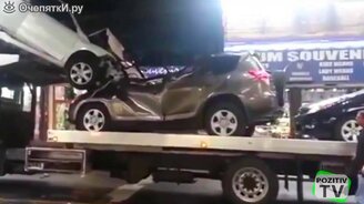 Нарезка смешных и провальных моментов - смотреть видео (4:27)