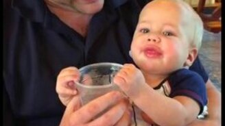 Маленький страстный водохлёб - смотреть видео (0:35)