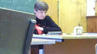 Учительница заснула на лекции - смотреть видео (0:18)