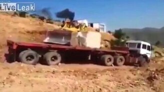 Как не нужно разгружаться - смотреть видео (1:06)