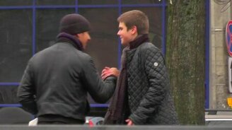 Дай пять в серый мокрый день! - смотреть видео (1:32)