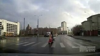 Пометил пешеходный переход - смотреть видео (0:36)