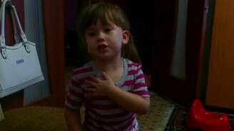 Малышка влюбилась и собралась замуж - смотреть видео (4:00)