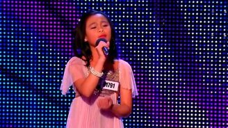 Сильнейший голос у девочки - смотреть видео (3:05)