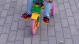 Что-то с этим великом не так... - смотреть видео (0:29)