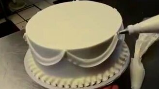 Украшение свадебного торта - смотреть видео (3:07)