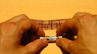 Как сделать электропоезд-игрушку - смотреть видео (1:48)