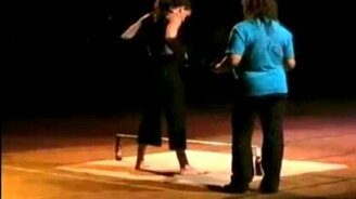 Замечательный трюк - смотреть видео (1:15)