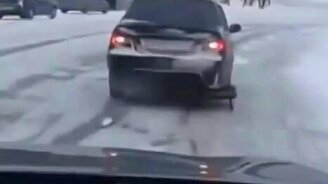 Санки вместо колеса - смотреть видео (0:40)