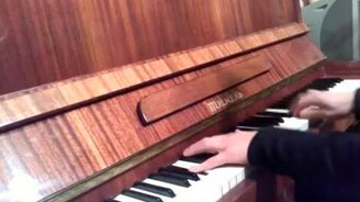 Душевная импровизация на пианино - смотреть видео (3:53)