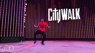 Да он просто робот! - смотреть видео (4:42)