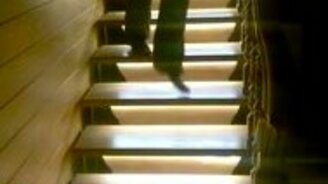 Умная подсветка ступеней - смотреть видео (0:22)