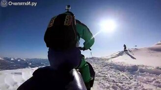 Изысканный способ избавиться от снегохода - смотреть видео (1:04)