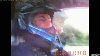 С зонтиком с трамплина - смотреть видео (1:08)