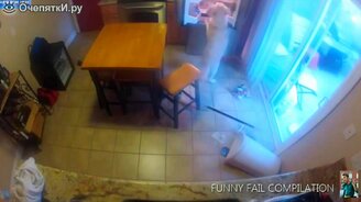 Забавные курьёзы уходящего года - смотреть видео (4:18)