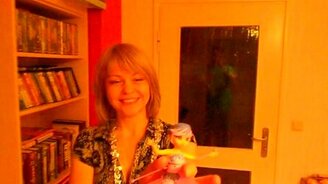 Летающая кукла - смотреть видео (3:18)