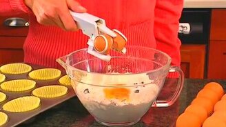 Приспособление для разбивания яиц - смотреть видео (2:00)