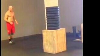 Прыжок с места на высоту своего роста - смотреть видео (0:15)