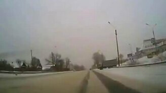 Папа - образец невозмутимости - смотреть видео (0:39)