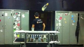 Бармен ушёл на перерыв - смотреть видео (0:07)