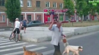 Благодарности от пешеходов - смотреть видео (3:06)
