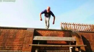 Грамотный паркур - смотреть видео (0:54)