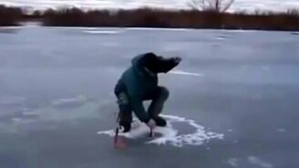 Рыбацкие приколы и провалы - смотреть видео (4:00)