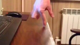 Зажигательная лезгинка на пальцах - смотреть видео (0:42)