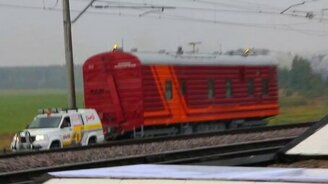 УАЗ Патриот тянет вагон - смотреть видео (0:38)