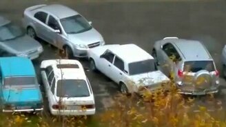 Наказал наглого и неосмотрительного водителя - смотреть видео (4:42)