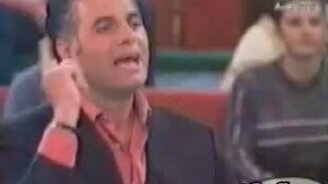 Забавный смех у мужчины - смотреть видео (0:24)