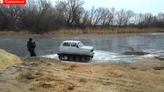 Гусеничная Нива на льду - смотреть видео (3:26)