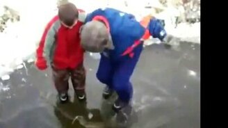 Зимние приколы под музыку - смотреть видео (2:52)