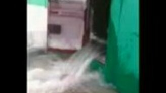 Наводнение в гараже - смотреть видео (0:50)