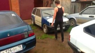 Как открыть машину без ключей - смотреть видео (1:56)