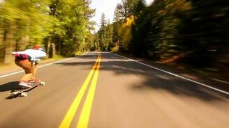 Экстремальная поездка под гору - смотреть видео (2:22)