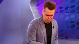 Пушной развлекается за кадром - смотреть видео (0:49)