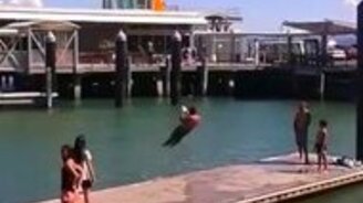 Самый высокий полёт мяча - смотреть видео (0:13)