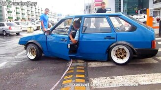 Опущенный в городе - смотреть видео (1:44)