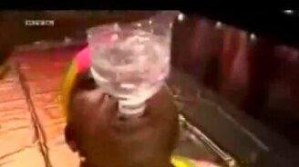 Уникальный водохлёб-водолей - смотреть видео (2:51)