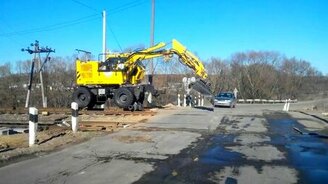 Экскаватор-поезд - смотреть видео (0:09)