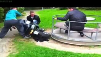 Мото аттракцион - смотреть видео (0:51)