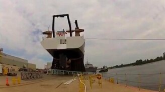 Техника безопасности - прежде всего! - смотреть видео (0:17)