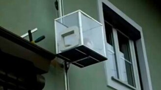 Лифт для кошки - смотреть видео (1:23)