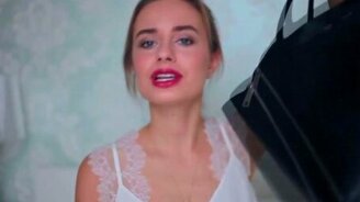 Что в сумке у мужчины и у женщины? - смотреть видео (2:50)