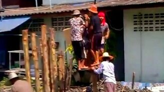 Фундамент по-индийски - смотреть видео (1:18)